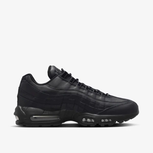 Nike air max 9 ultra 2. triple black top