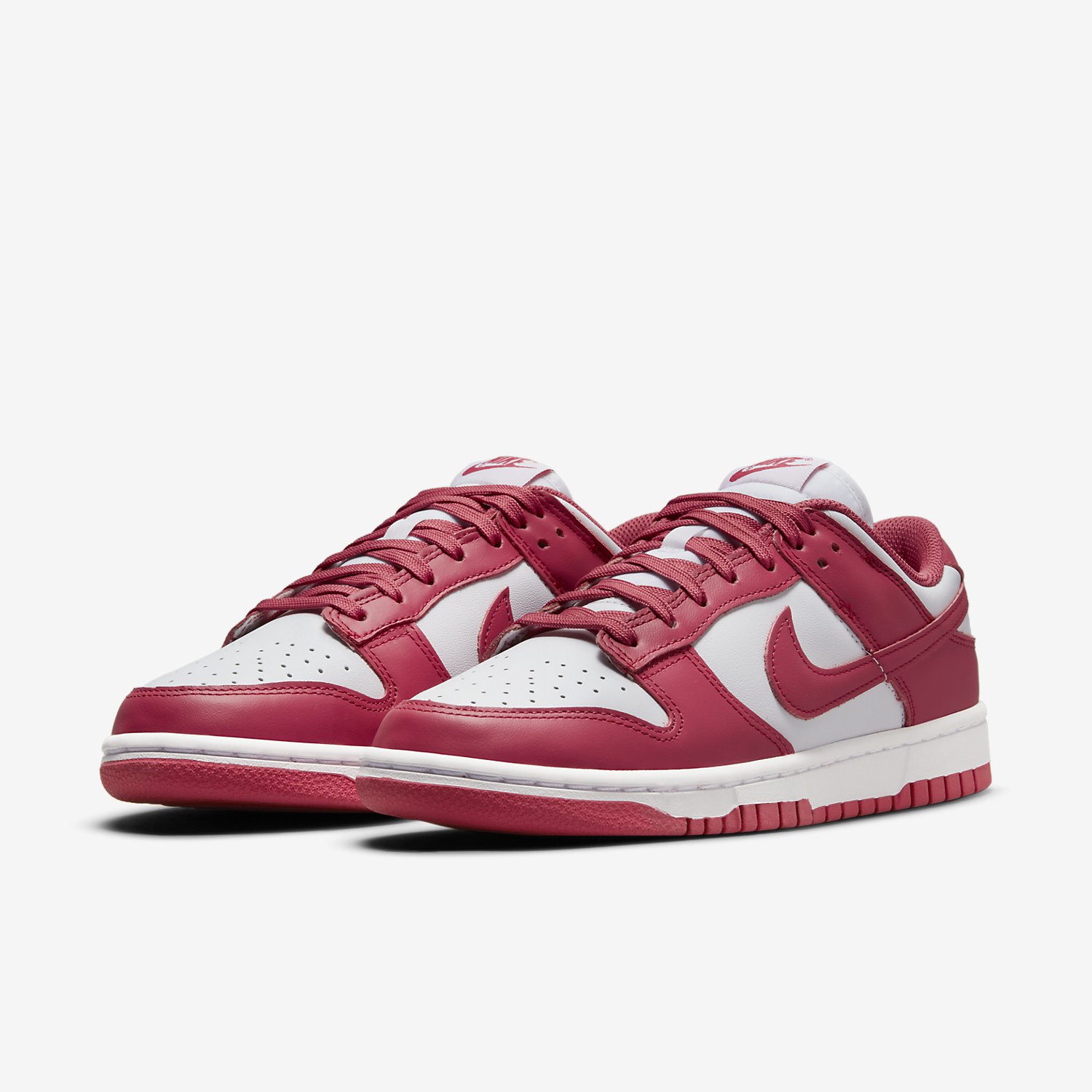 Official Images of the Nike WMNS Dunk Low 