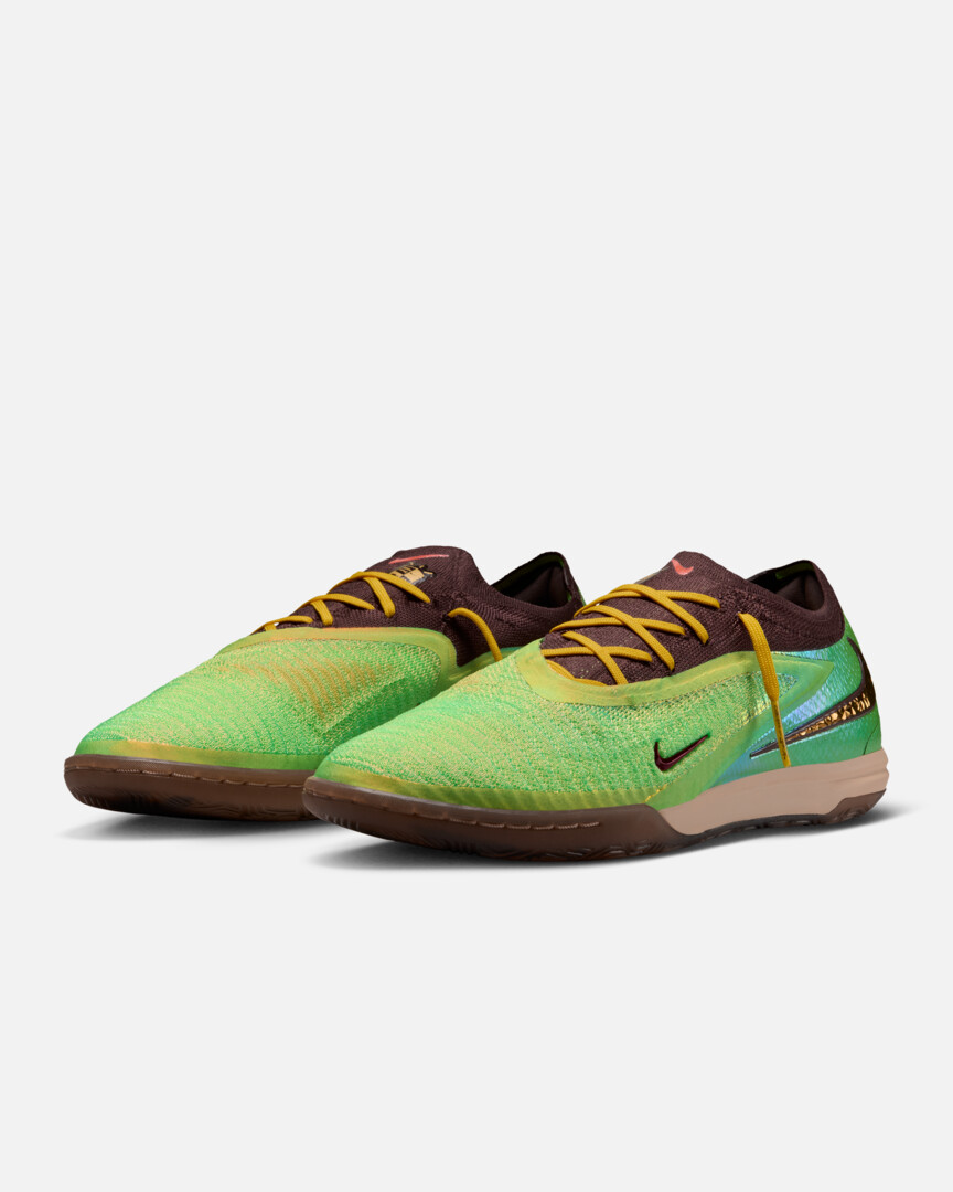 Travis Scott x Nike Phantom 6 Low Indoor 