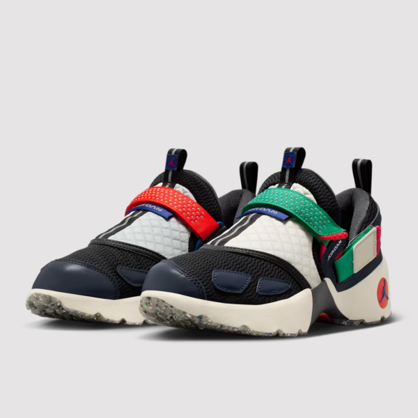 Jordan Trunner LX "Rare Air" (W) (IM6531-001) Erscheinungsdatum