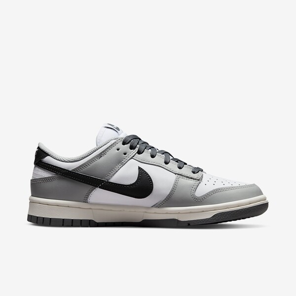 smoke gray dunks