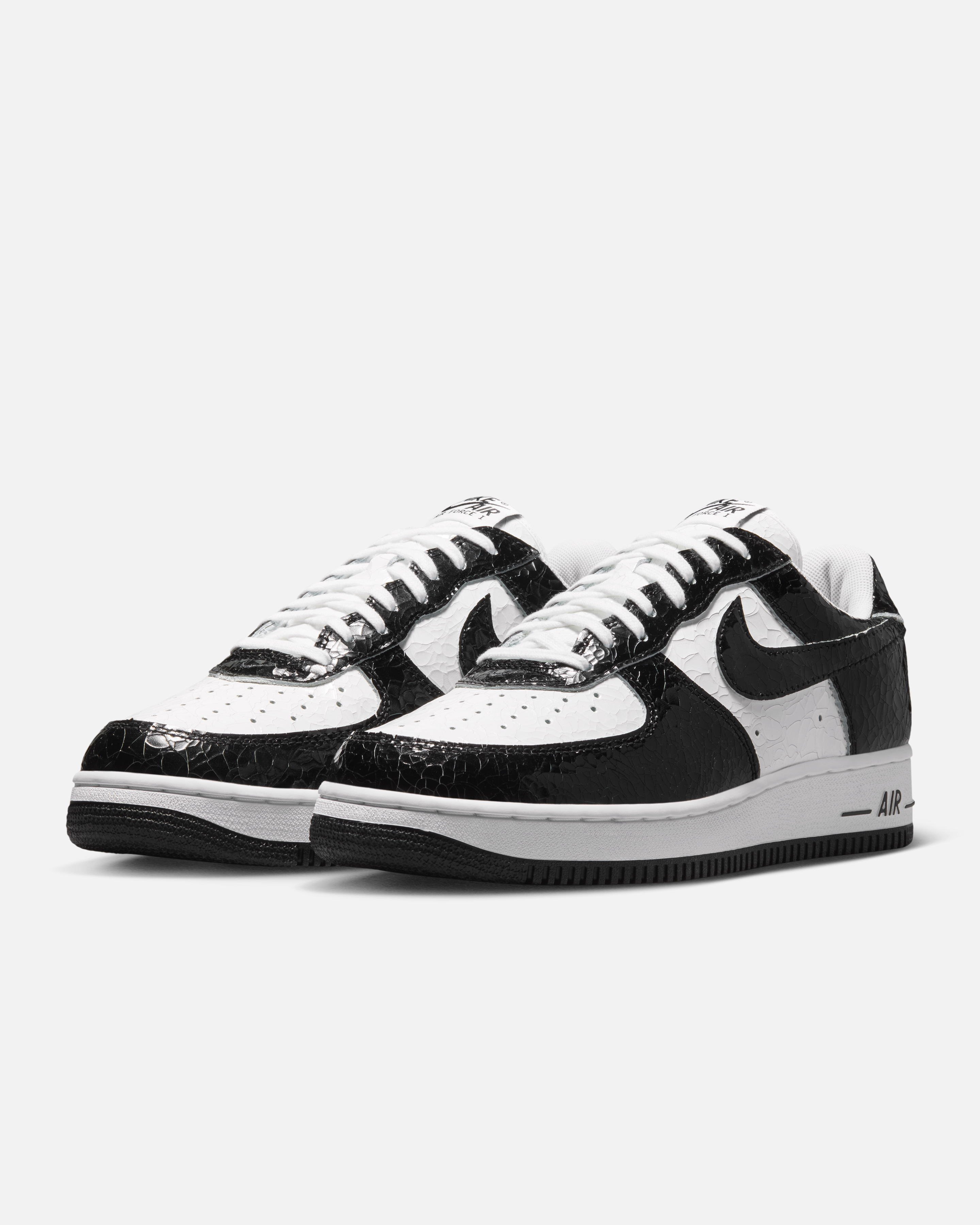 Nike Air Force 1 Low Cracked Leather Black