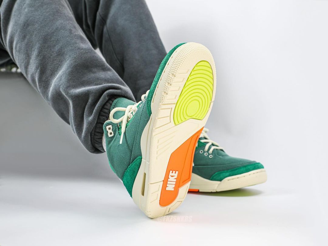 Nina Chanel Abney x Air Jordan 3 Nina Chanel Abney x Air Jordan 3