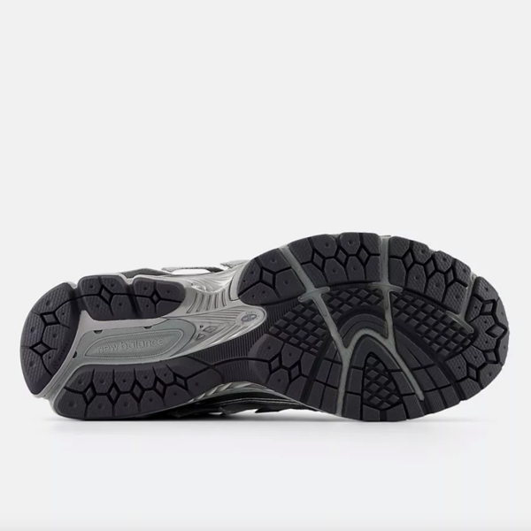 New Balance 1906A "Concrete Silver Metallic" (M1906AG) Release Date New Balance 1906A "Concrete Silver Metallic" (M1906AG) Release Date