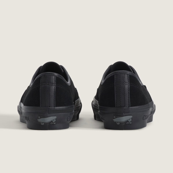 NEIGHBORHOOD x Vans Authentic 44 "Black" (VN000XVJBLA) Release Date NEIGHBORHOOD x Vans Authentic 44 "Black" (VN000XVJBLA) Release Date