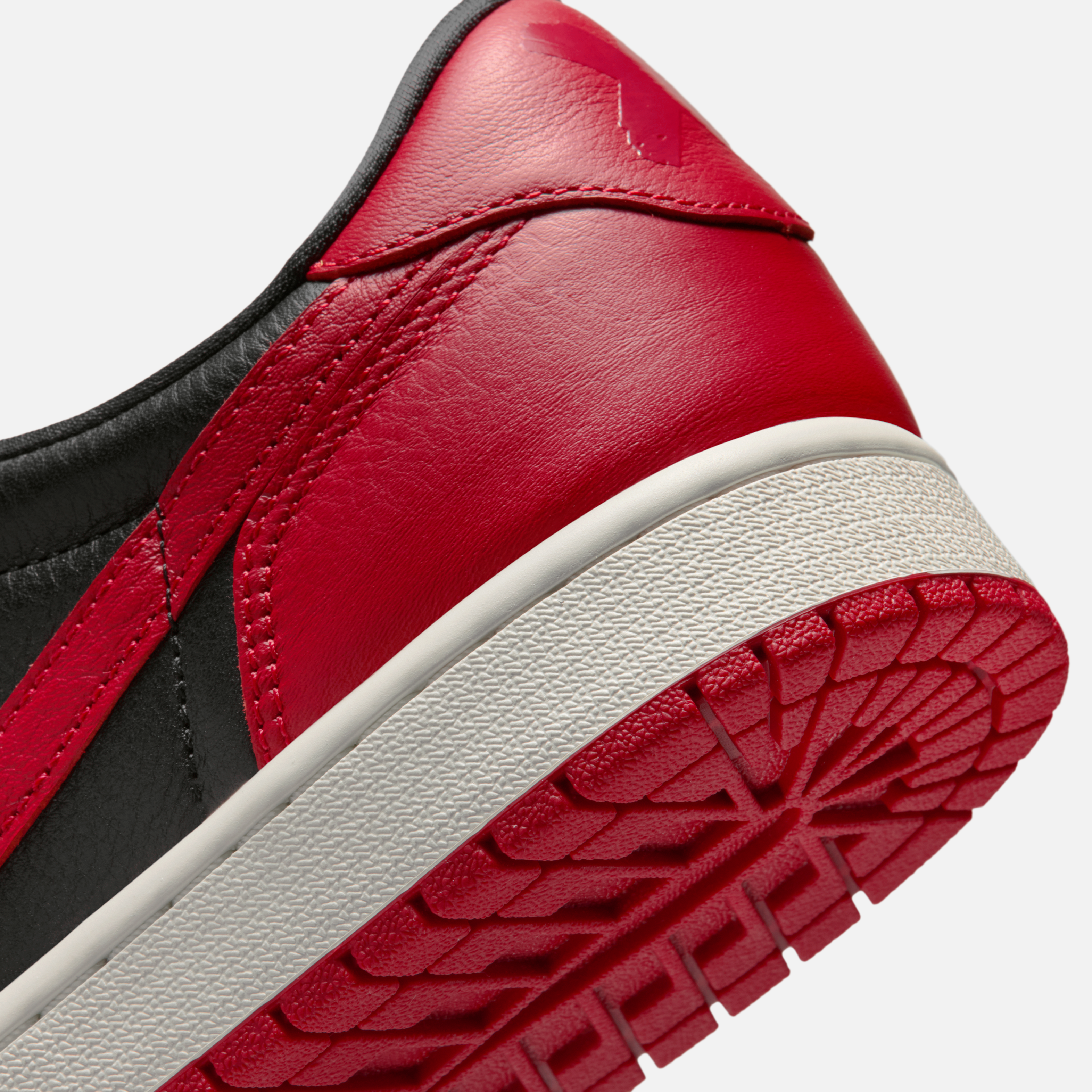 Air Jordan 1 Low Banned