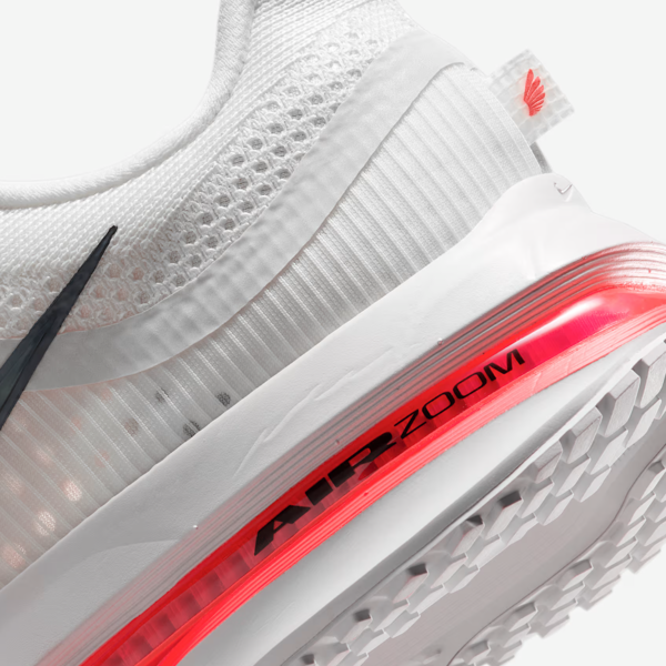 Nike Pegasus Premium "Summit White Bright Crimson" (HQ2592-101) Erscheinungsdatum Nike Pegasus Premium "Summit White Bright Crimson" (HQ2592-101) Erscheinungsdatum