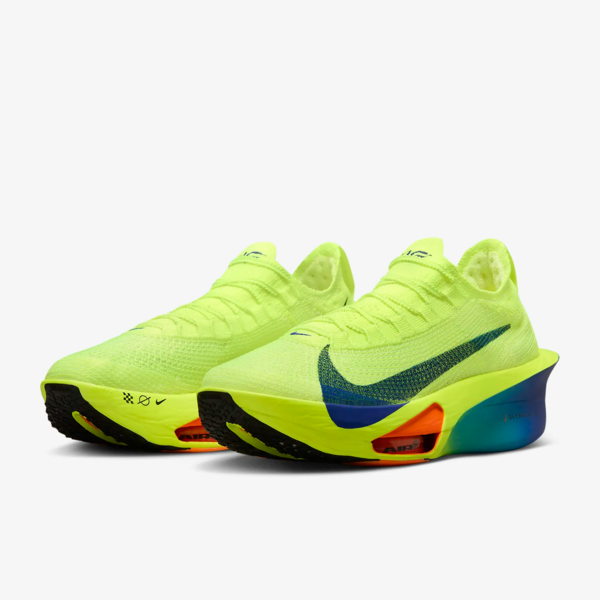 Nike Air Zoom Alphafly NEXT% 3 "Fast Pack" (FD8311-700) Release Date Nike Air Zoom Alphafly NEXT% 3 "Fast Pack" (FD8311-700) Release Date