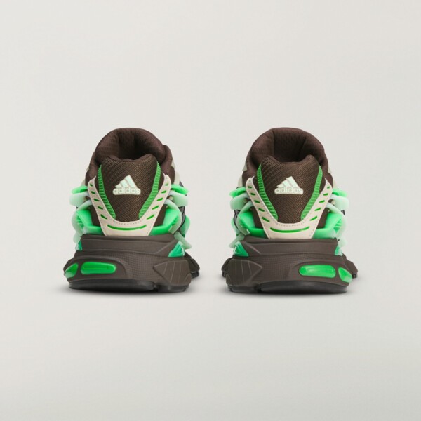 Pharrell Williams x adidas Adistar Jellyfish "Frozen Green" (KK2888) Release Date Pharrell Williams x adidas Adistar Jellyfish "Frozen Green" (KK2888) Release Date