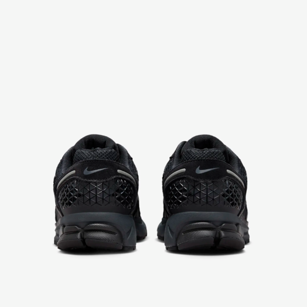 Nike Zoom Vomero 5 "Black" (HF1553-001) Release Date