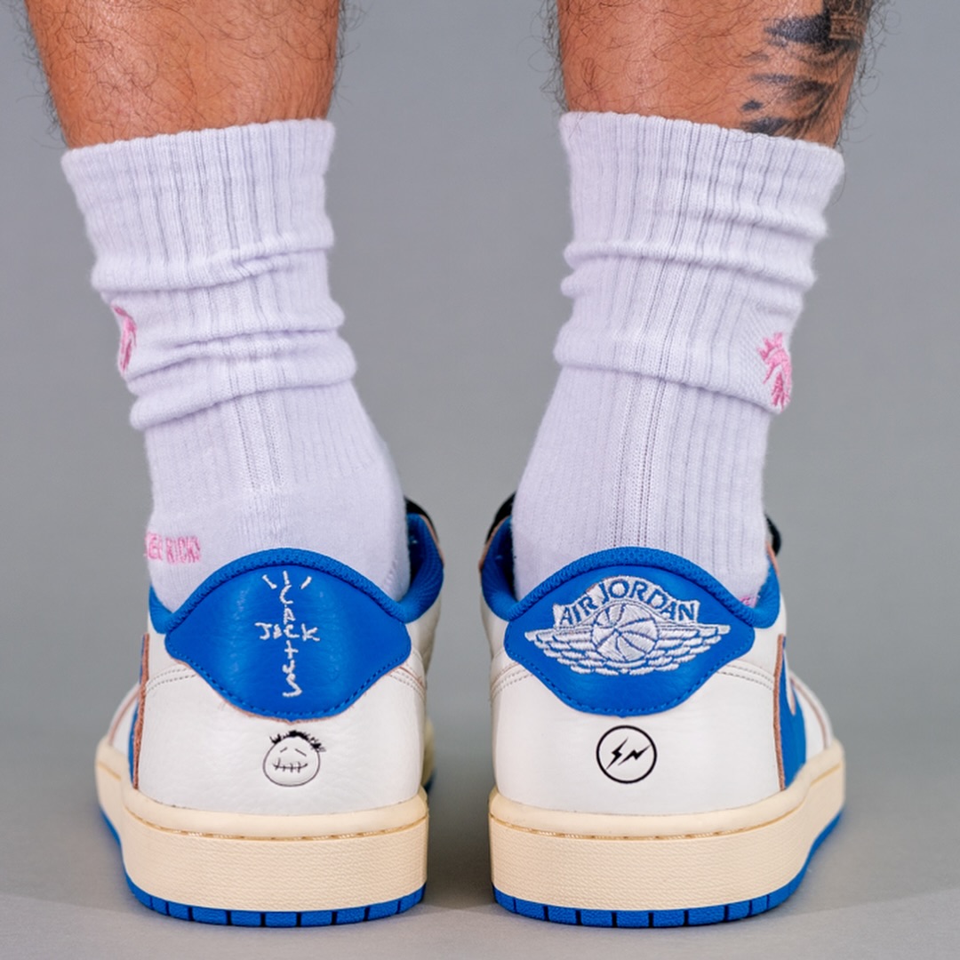 Fragment x Travis Scott x Air Jordan 1 Low side view