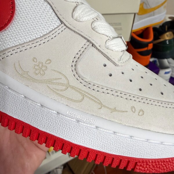 Yuto Horigome x Nike SB Air Force 1 “Laser" (IU3766-100) Release Date Yuto Horigome x Nike SB Air Force 1 “Laser" (IU3766-100) Release Date