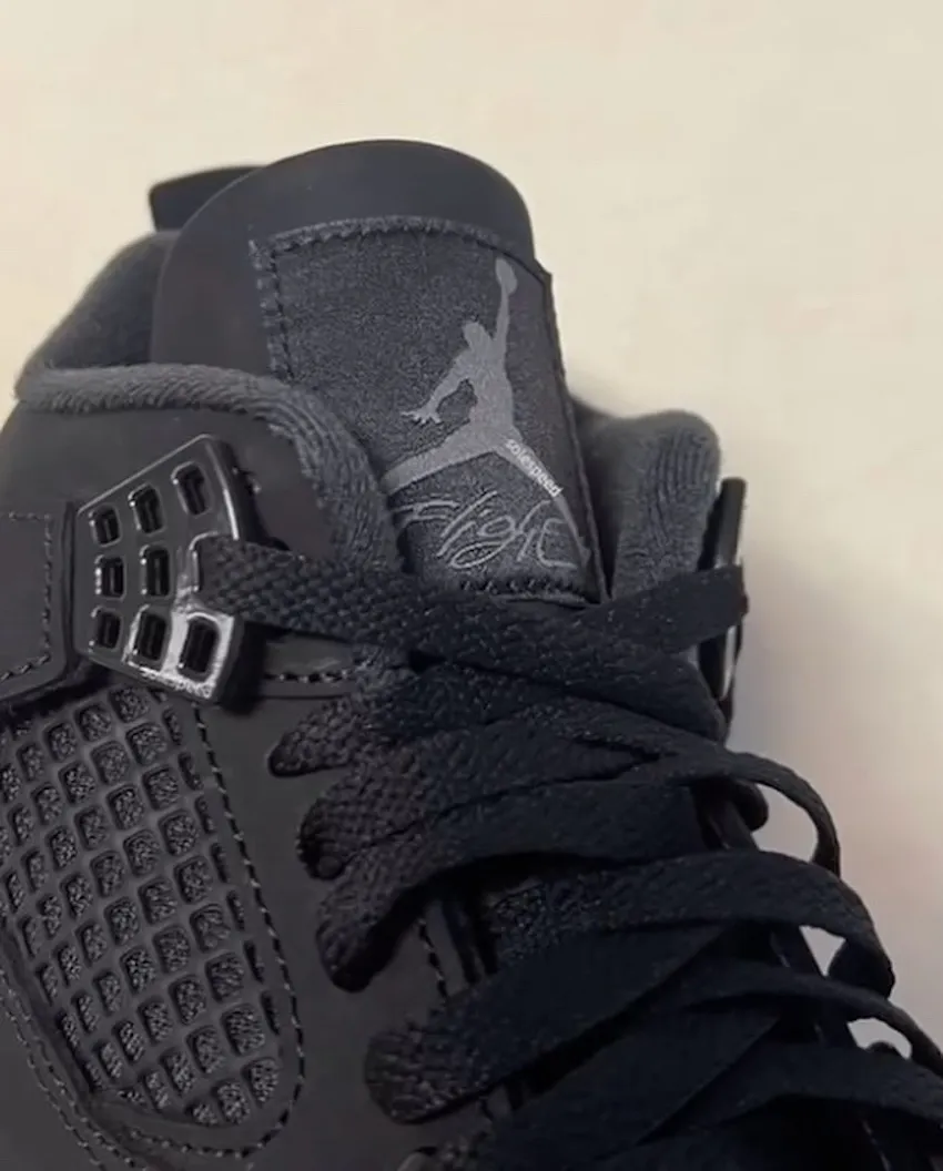 Air Jordan 4 Black Cat Air Jordan 4 Black Cat dteailed look