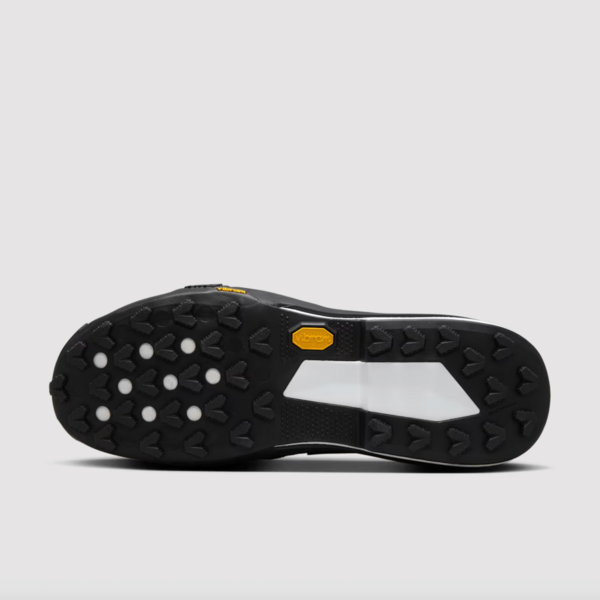 sacai x Nike Zegamadome "Black Gum" (HQ8618-001) Release Date