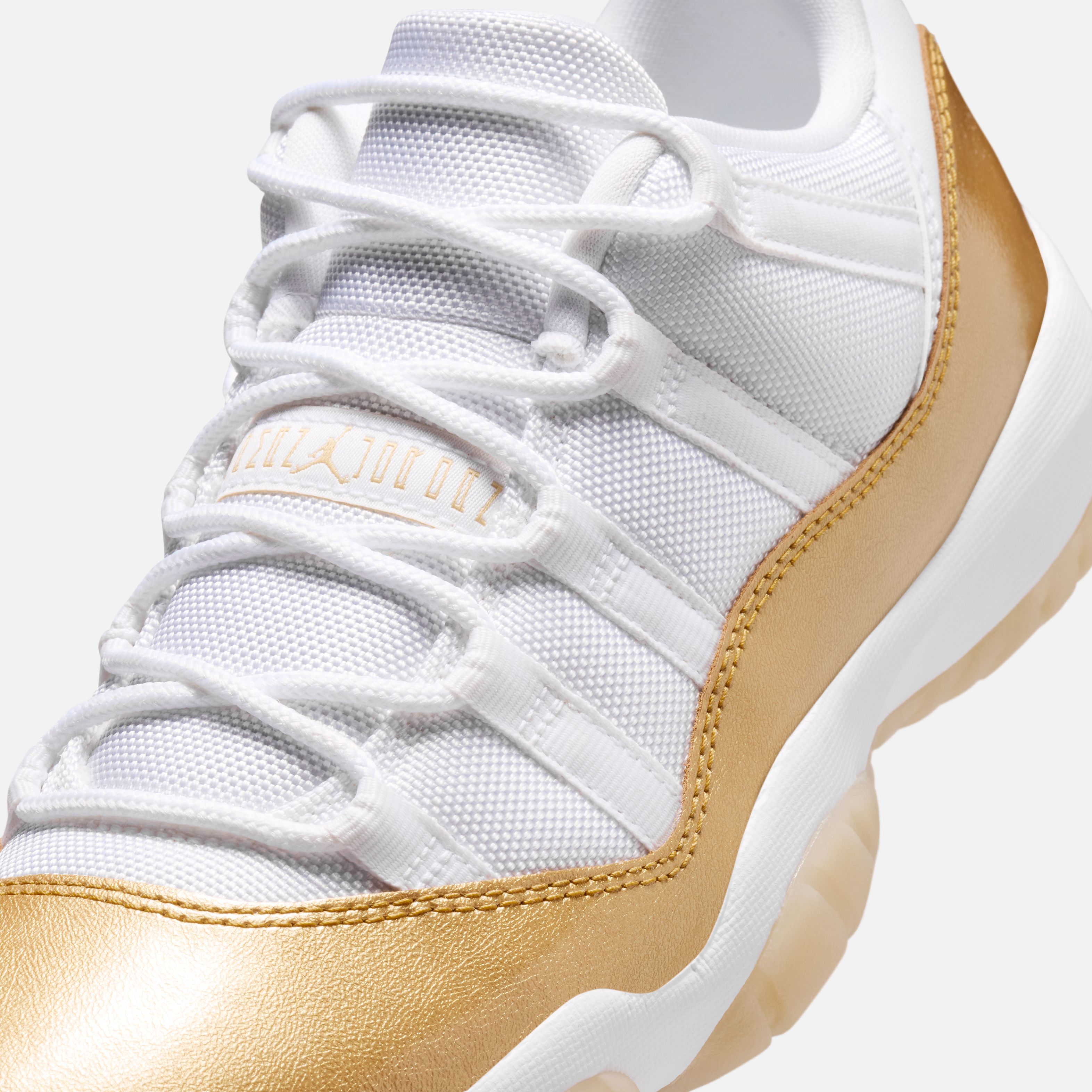 Air Jordan 11 Low “Mother’s Day” first look