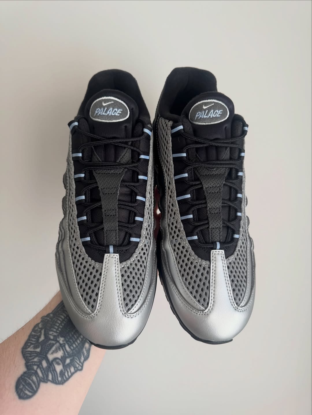 Palace x Air Max 95 first images