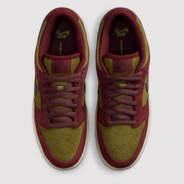 Nike SB Dunk Low "Dark Team Red Olive Flak" (HQ1625-600) Release Date Nike SB Dunk Low "Dark Team Red Olive Flak" (HQ1625-600) Release Date