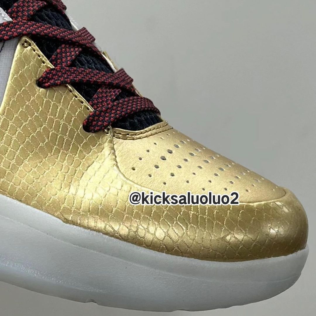 Nike Kobe 4 Protro “Gold Medal” Official Images
