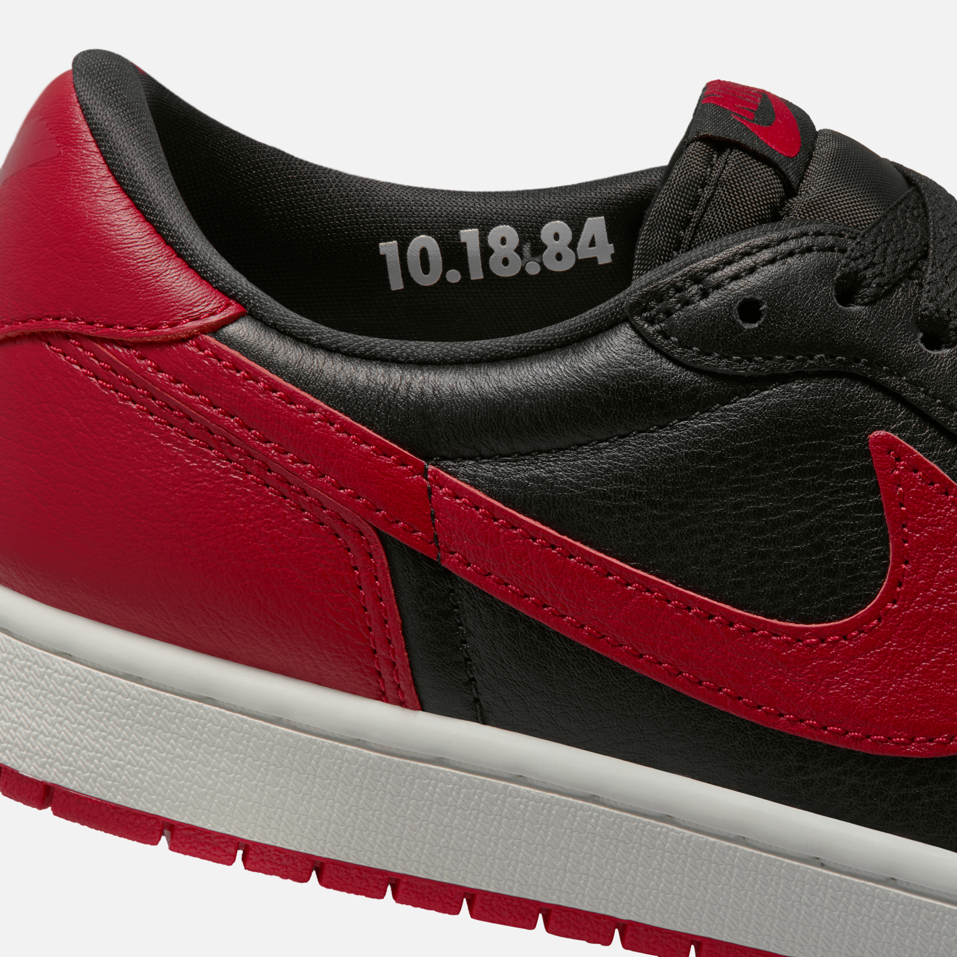 Air Jordan 1 Low Banned