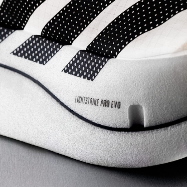 adidas Adizero Adios Pro Evo 3 "White Black" (KH7678) Erscheinungsdatum