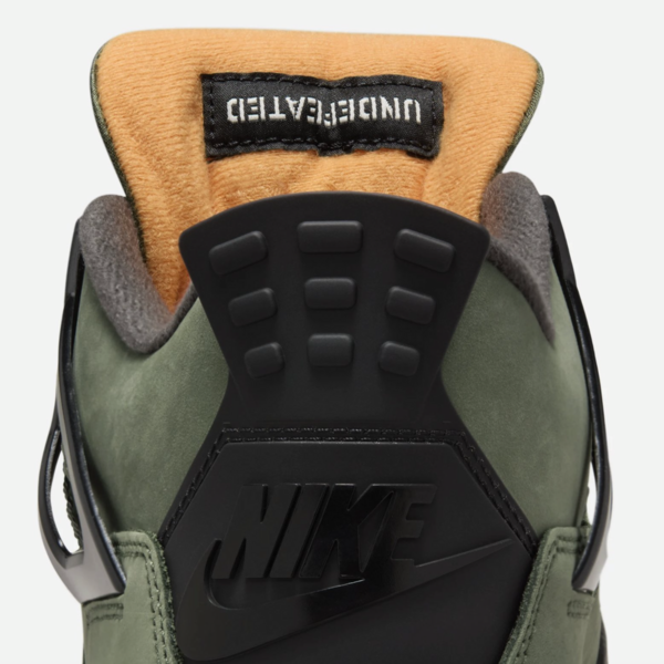 Undefeated x Air Jordan 4 "Nike Air" (IB1519-200) Erscheinungsdatum Undefeated x Air Jordan 4 "Nike Air" (IB1519-200) Erscheinungsdatum