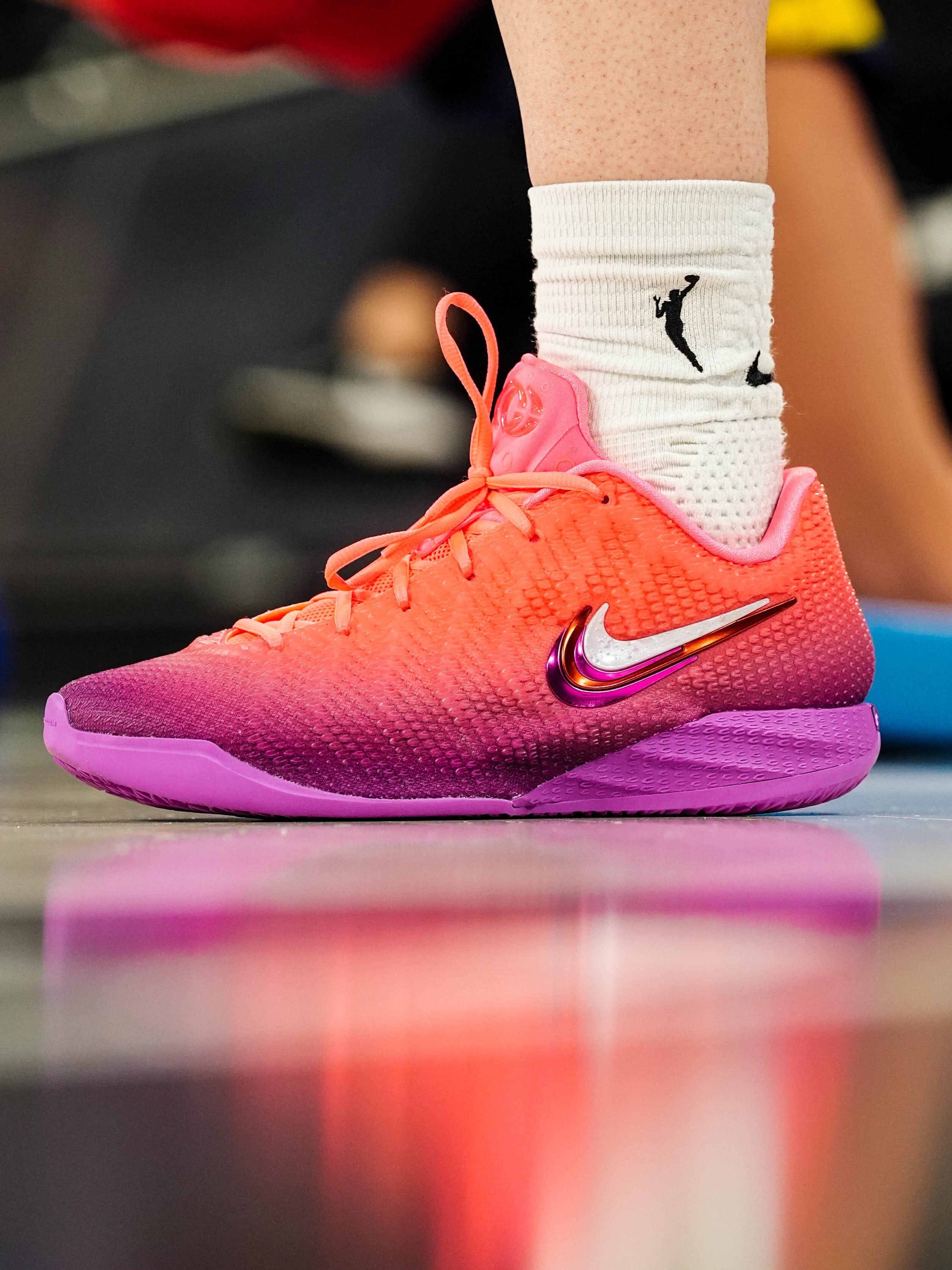 Nike Caitlin 1 Berry Fade Nike Caitlin 1 Berry Fade