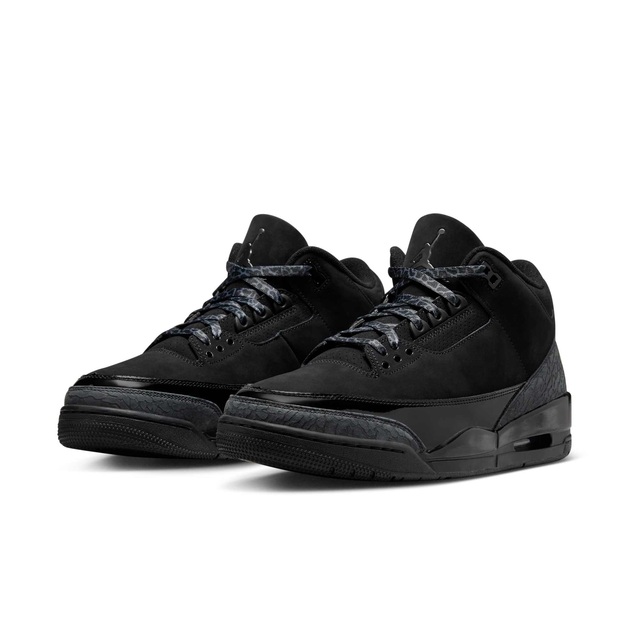 Air Jordan 3 "Black Cat" Official Images Air Jordan 3 "Black Cat" Official Images