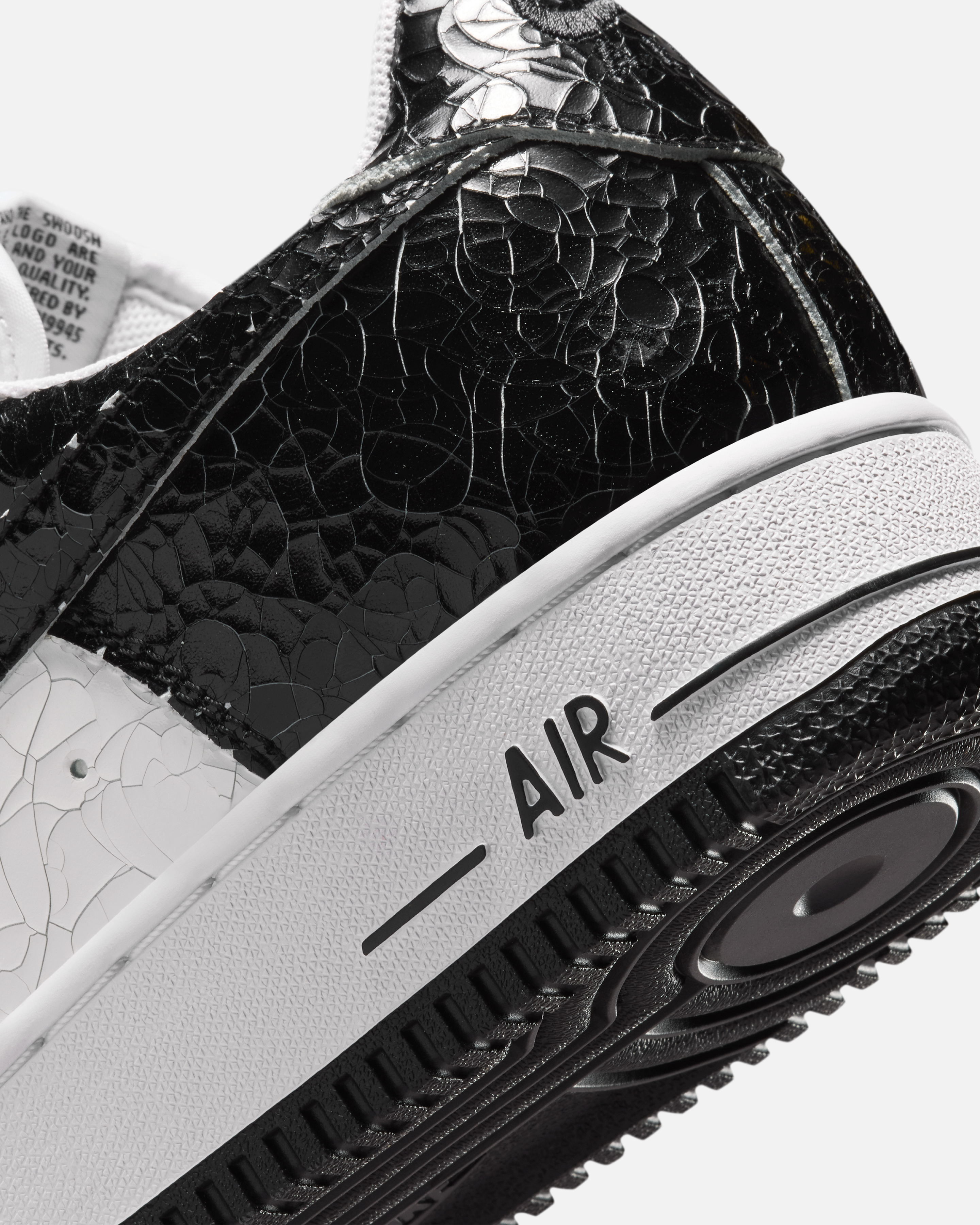 Nike Air Force 1 Low Cracked Leather Black