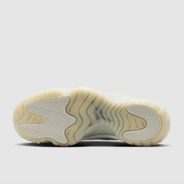 Air Jordan 11 "Pearl" (W) (AR0715-110) Release Date