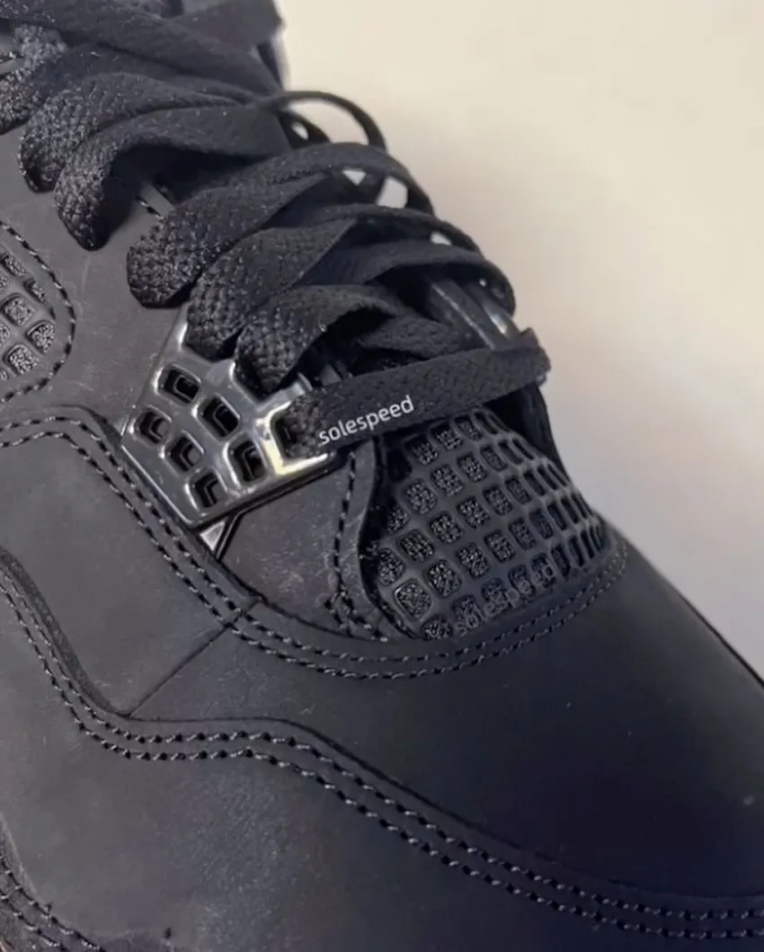 Air Jordan 4 Black Cat Air Jordan 4 Black Cat dteailed look