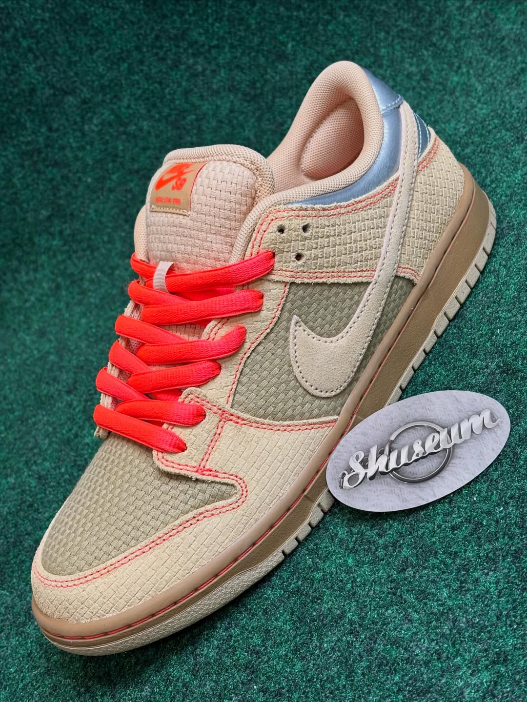 Nike SB Dunk Low "Som Tum"