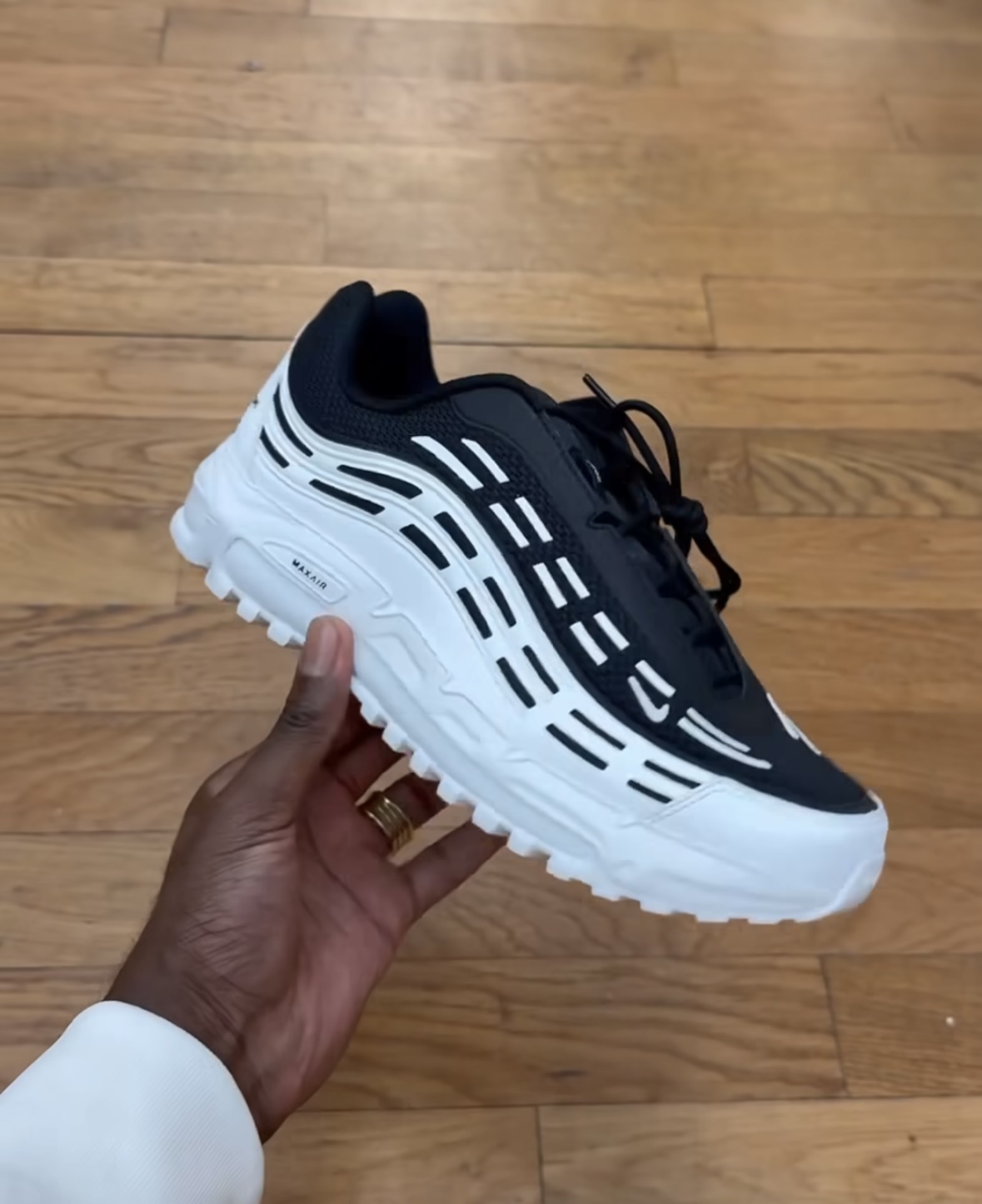 Travis Scott x Jordan Jumpman Jack "University Red" On Foot 1