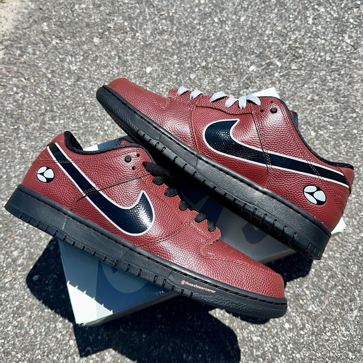 Limosine Skateboards x Nike SB Dunk Low in hand look