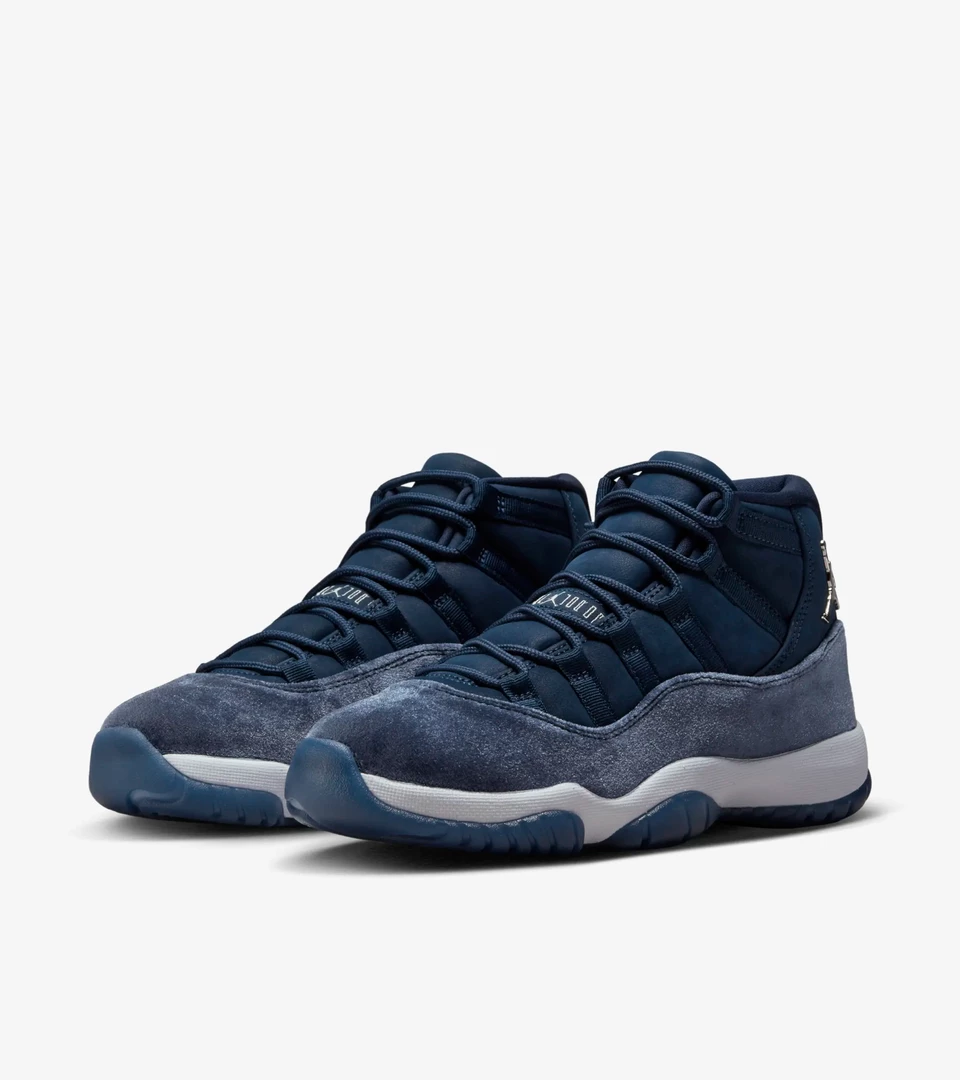 Midnight navy sale 11 release date