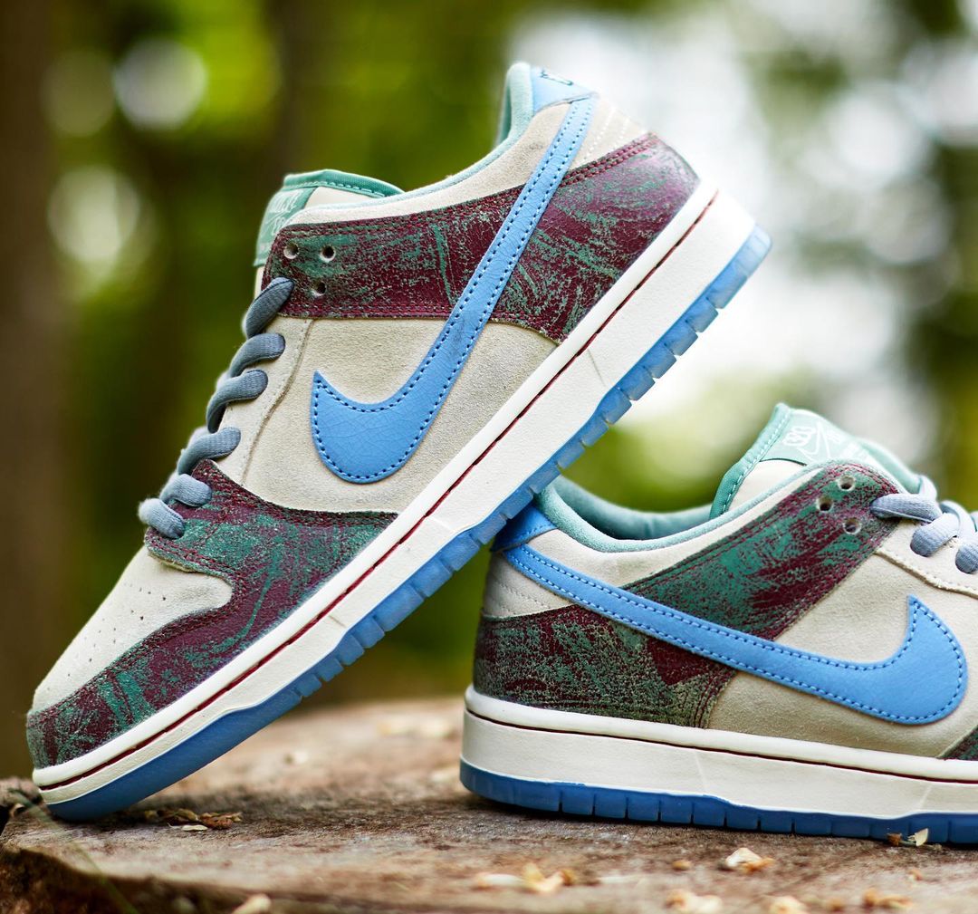 Crenshaw Skate Club x Nike SB Dunk Low 3