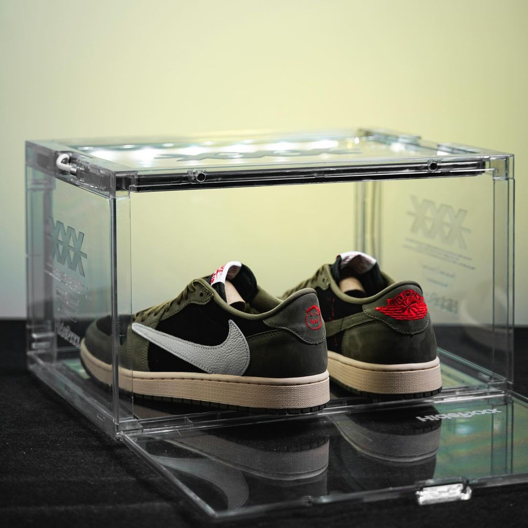TIGHTBOOTH x Nike SB Dunk Low 7 TIGHTBOOTH x Nike SB Dunk Low 7