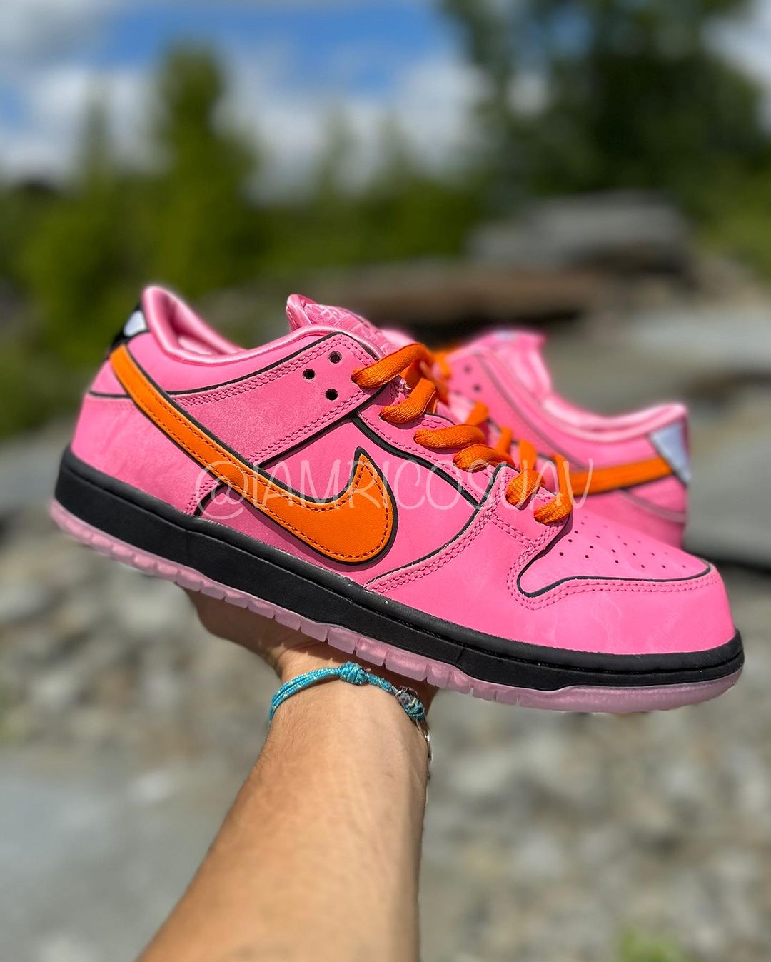 April Skateboards x Nike SB Dunk Low | On-Foot Images April Skateboards x Nike SB Dunk Low | On-Foot Images