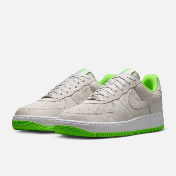 ことね　 7点　BQR87222 Kobe Bryant x Nike Air Force 1 Low 