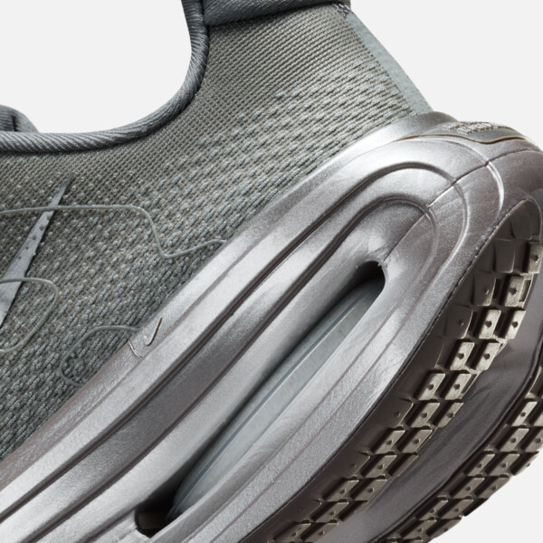 ISAMAYA x Nike Vomero Premium (W) (IR1988-084) Release Date