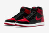 Bilder des Nike Air Jordan 1 "Bred Patent"