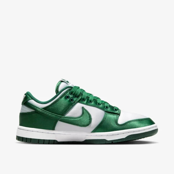 Nike Dunk Low "Team Green and White" (W) (DX5931-100) Release Date Nike Dunk Low "Team Green and White" (W) (DX5931-100) Release Date
