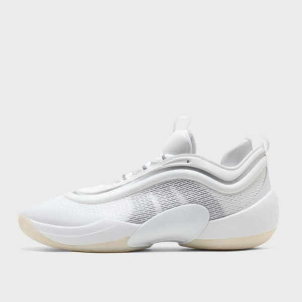 adidas D.O.N. Issue 6 "White Silver Metallic" (IG9088) Release Date adidas D.O.N. Issue 6 "White Silver Metallic" (IG9088) Release Date