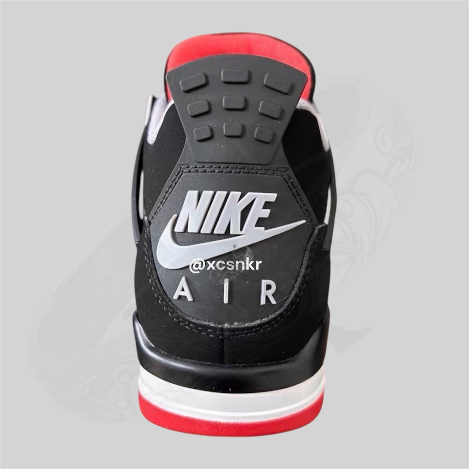 Air Jordan 4 Bred 2026