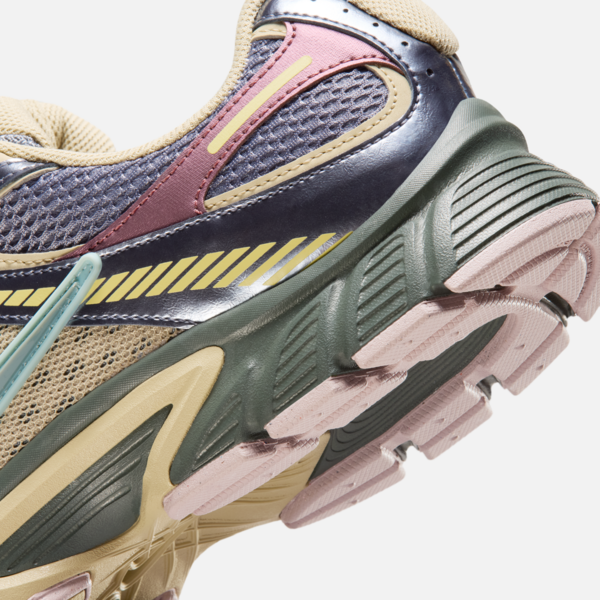 A Ma Maniere x Nike V5 RNR "Light Carbon" (IU3431-001) Release Date