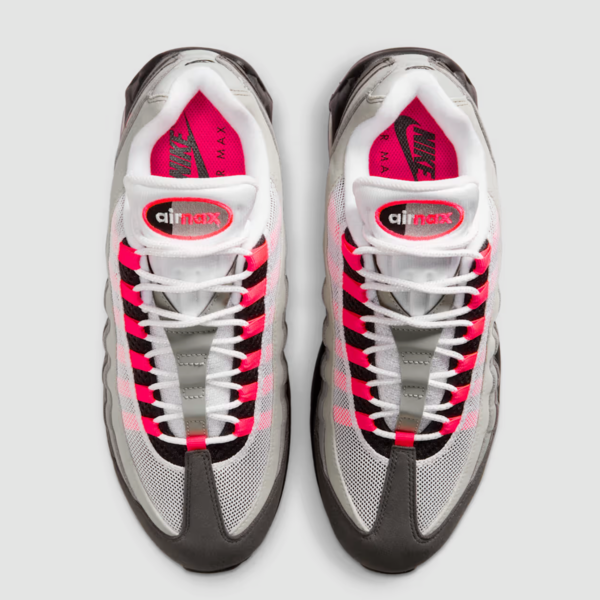 靴 Nike Air Max 95 OG 27.5 Solar red Nike has a Second Air Max 95 Big Bubble in Solar Red Hitting