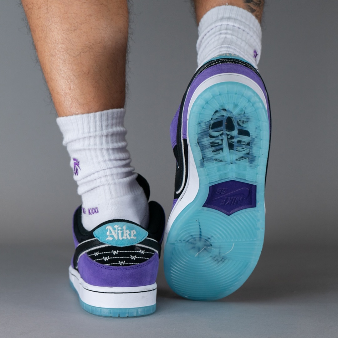 Supreme x Nike SB Dunk Low “Camper Green” Supreme x Nike SB Dunk Low “Camper Green”