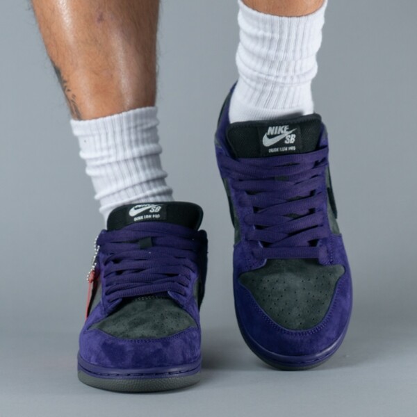 Supreme x Nike SB Dunk Low “Ink” | Raffle List Supreme x Nike SB Dunk Low “Ink” | Raffle List