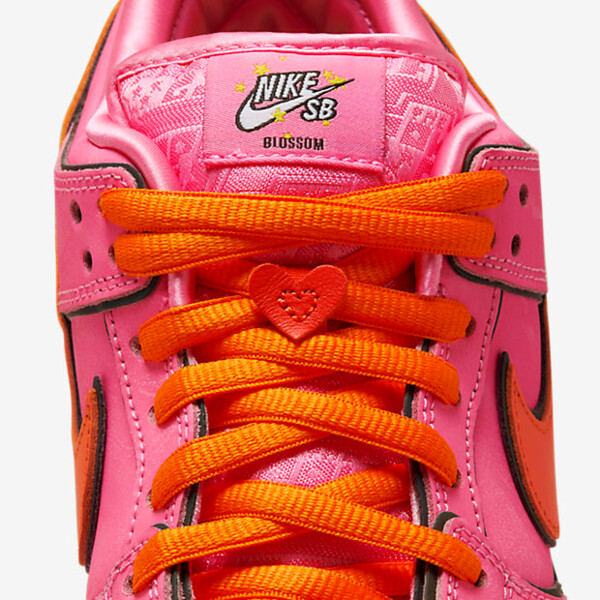 The Powerpuff Girls x Nike SB Dunk Low Blossom Raffle List
