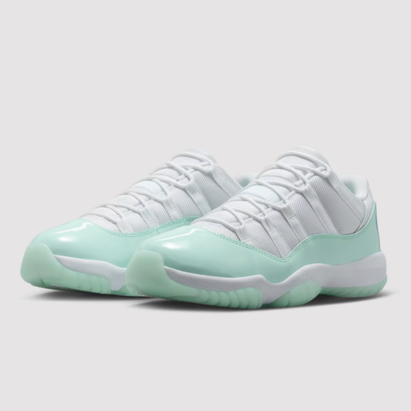 Air Jordan 11 Low "Igloo" (W) (AH7860-103) Erscheinungsdatum