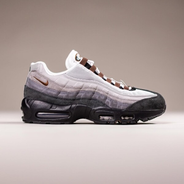 Nike SB x Air Max 95 